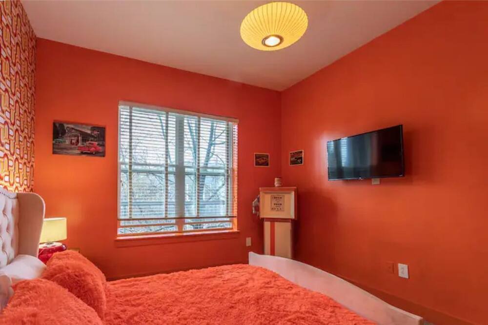 Photo of Bedroom in Piedmont Heights