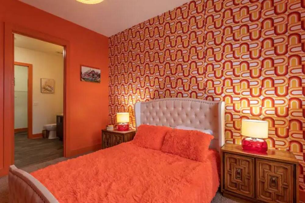 Photo of Bedroom in Piedmont Heights