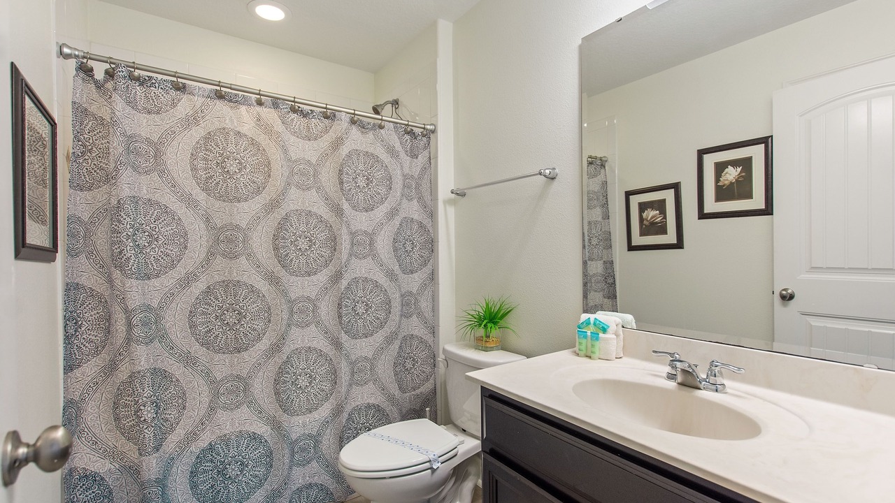 Photo of Bathroom in Davenport