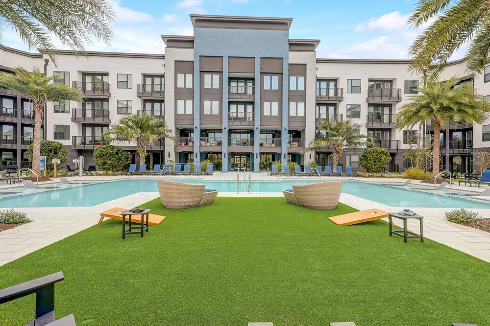 Photo of Outdoor in Deerwood