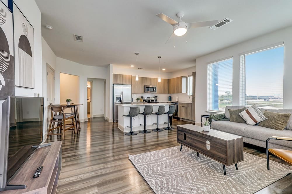 Photo of Livingroom in Deerwood