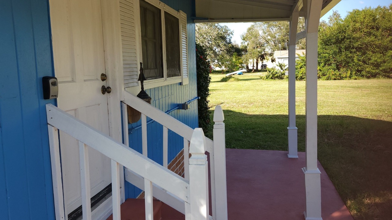 Photo of Patio Balcony in Charlotte Harbor