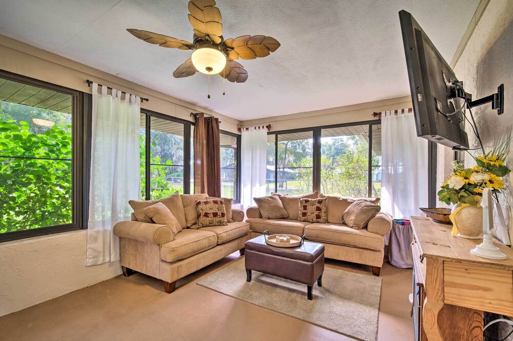 Photo of Livingroom in Lake Panasoffkee