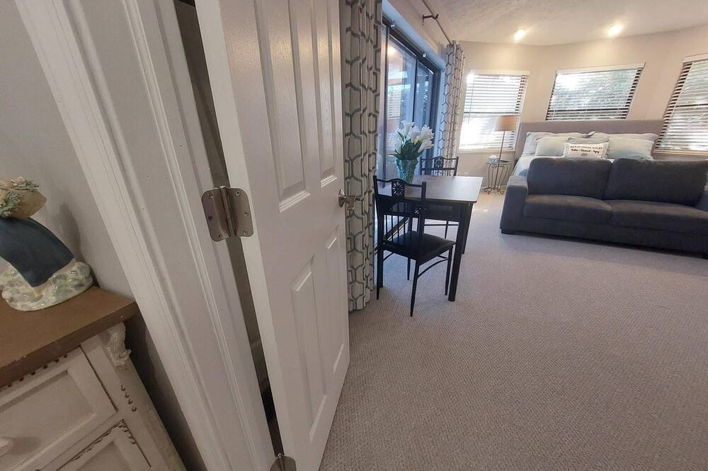 Photo of Bedroom in North River Shores