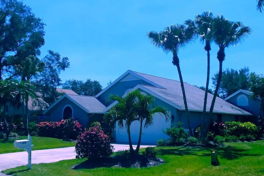 Photo of Outdoor in North River Shores