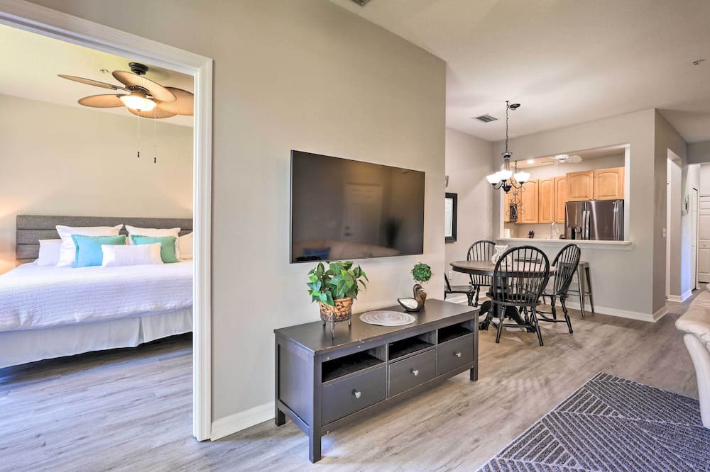 Photo of Bedroom in Bee Ridge