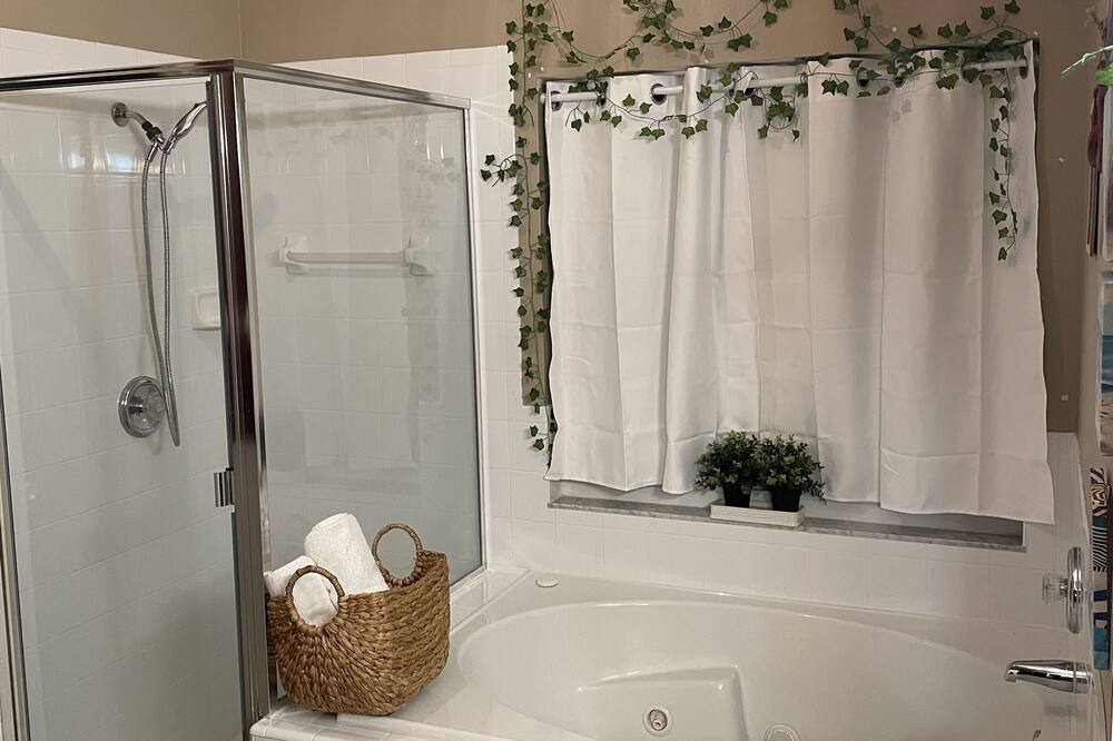 Photo of Bathroom in Florida Pines