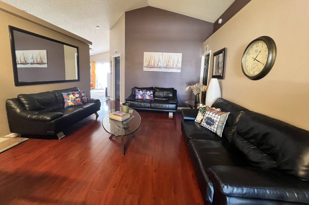 Photo of Bedroom in Florida Pines