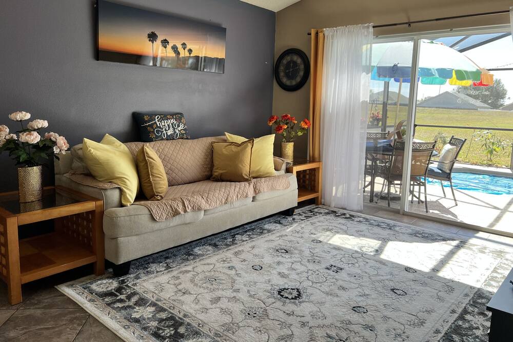 Photo of Bedroom in Florida Pines