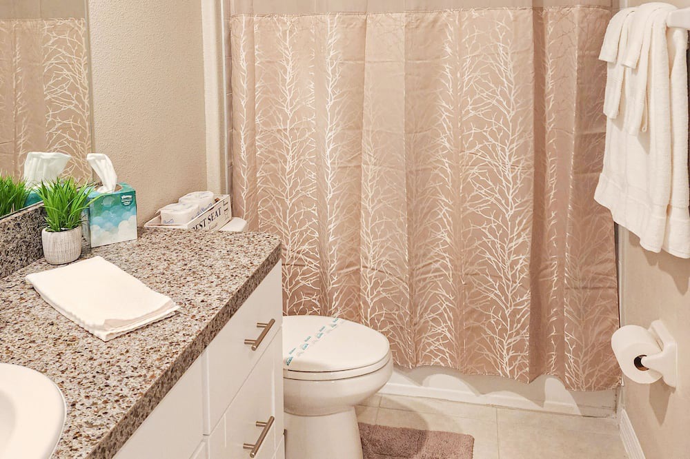 Photo of Bathroom in Fussels Corner