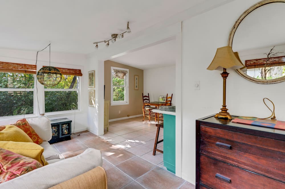 Photo of Bedroom in Riverside Park