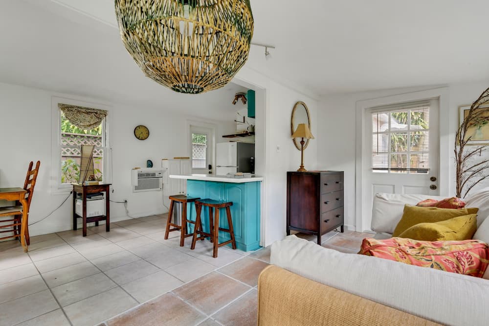 Photo of Bedroom in Riverside Park