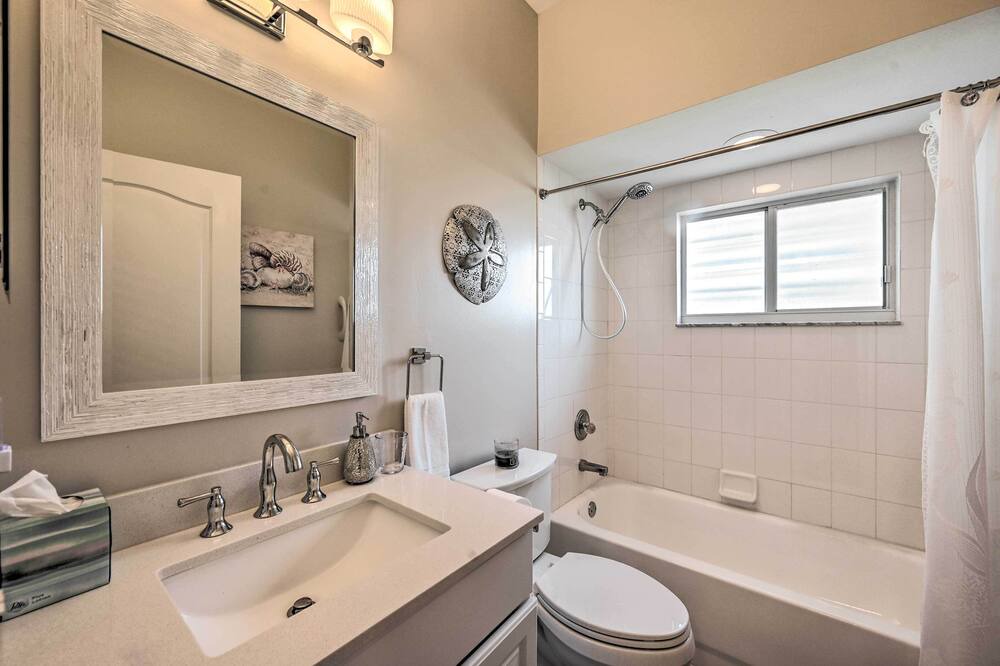 Photo of Bathroom in Falcons Glen