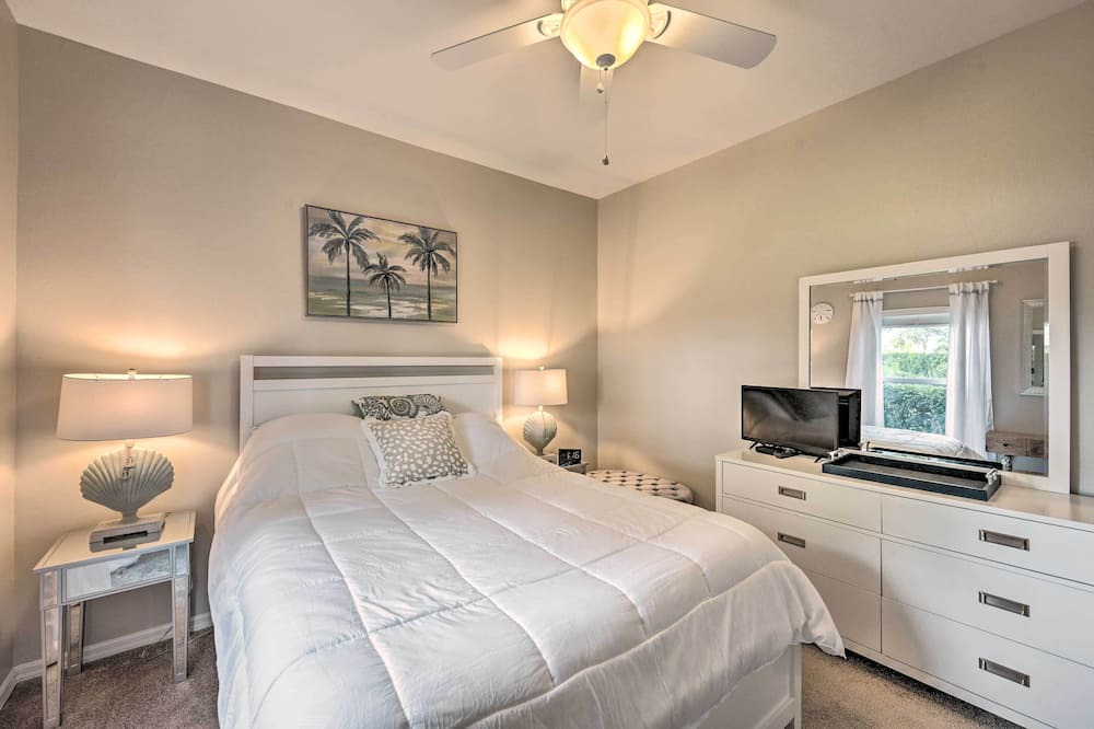 Photo of Bedroom in Falcons Glen