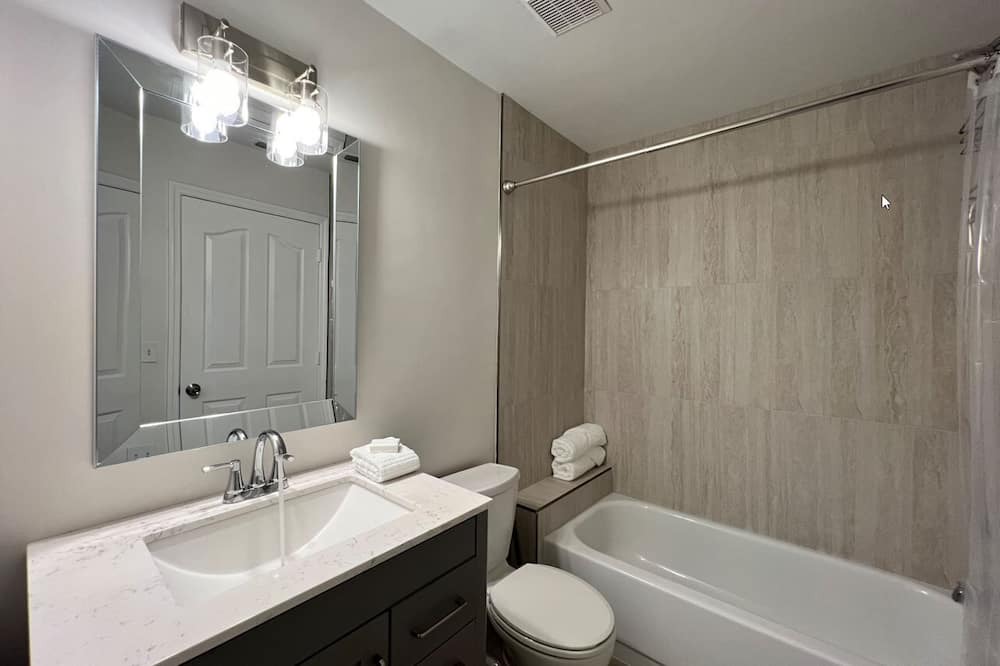 Photo of Bathroom in Lely Golf Estates