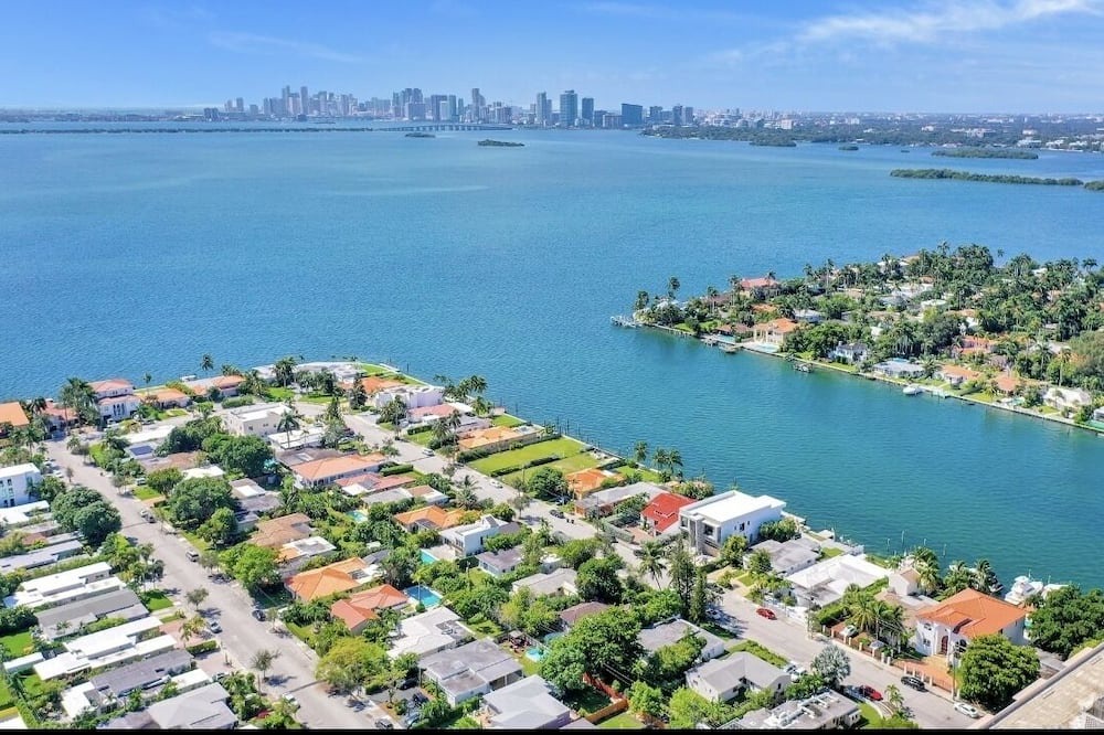 Photo of Others in North Bay Village