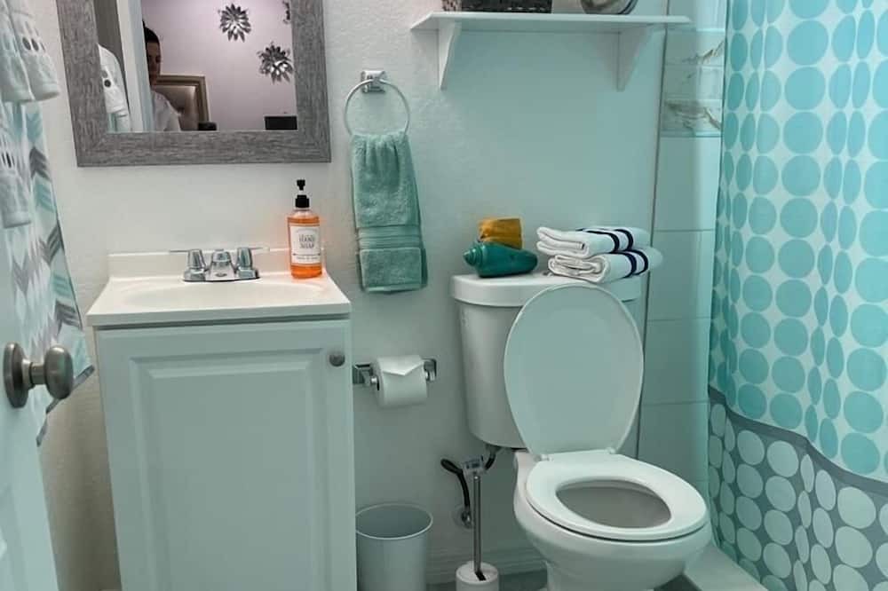 Photo of Bathroom in Tarpon Springs