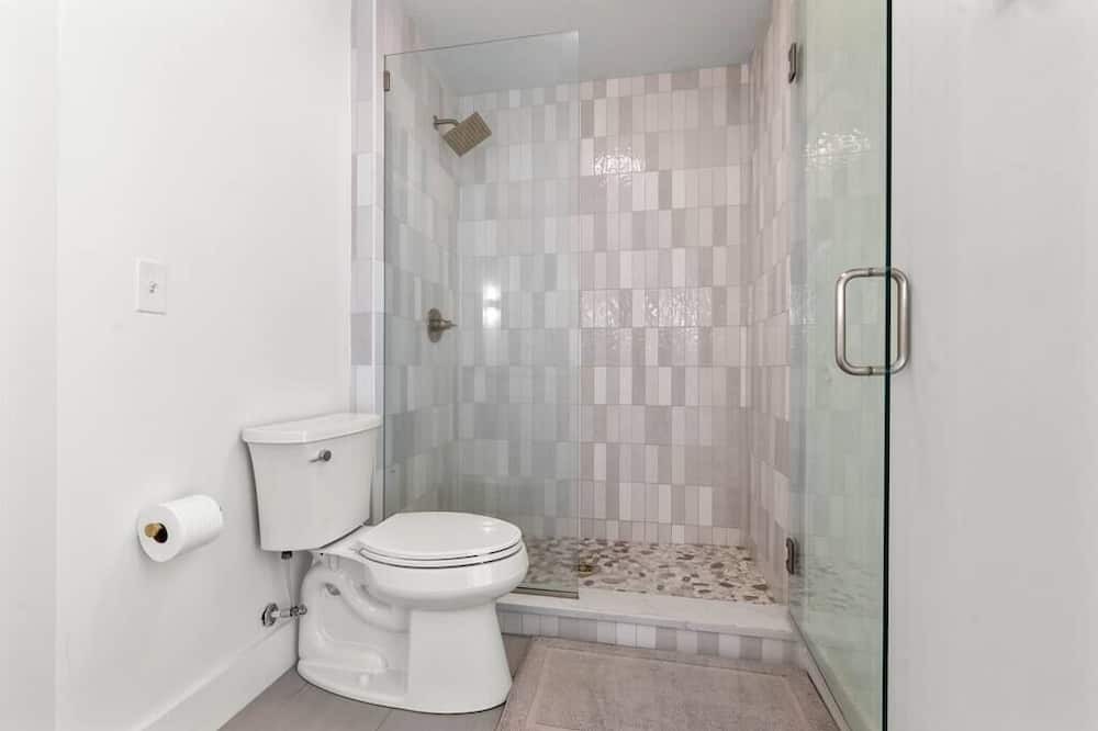 Photo of Bathroom in Sawgrass