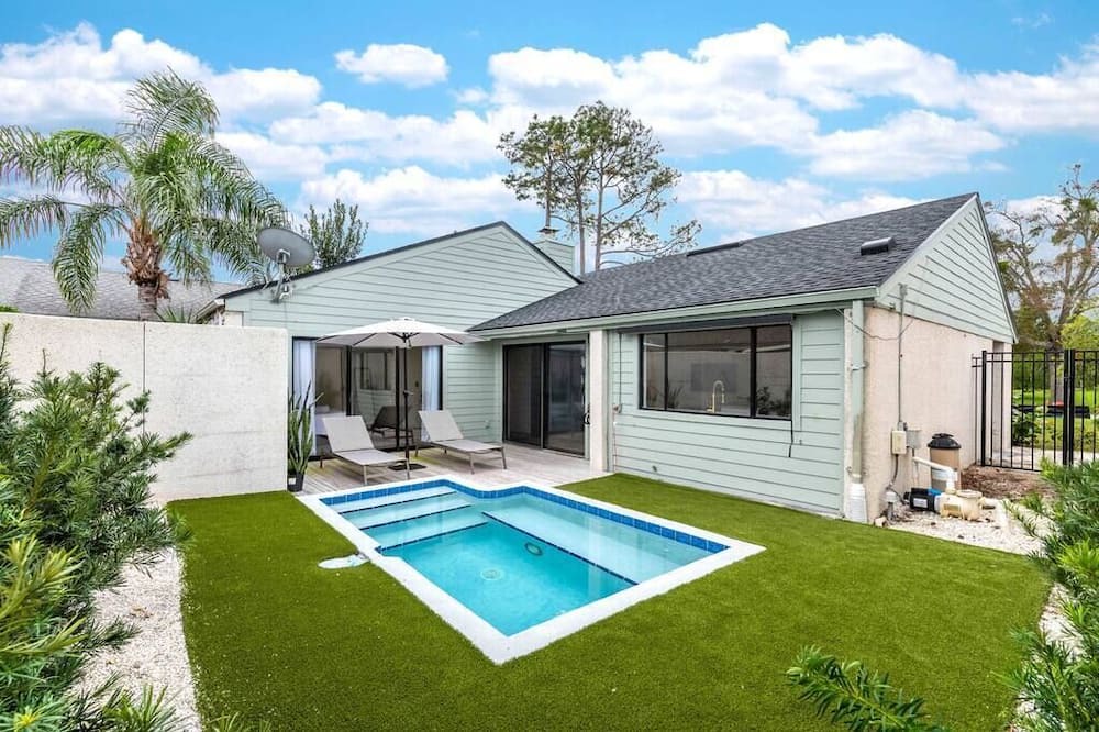 Photo of Outdoor in Sawgrass