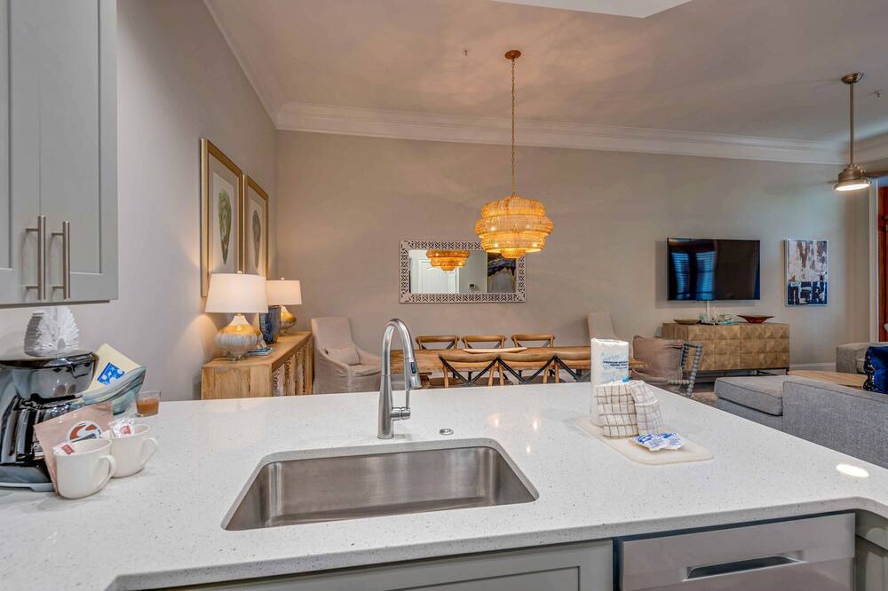 Photo of Kitchen in Baytowne Wharf