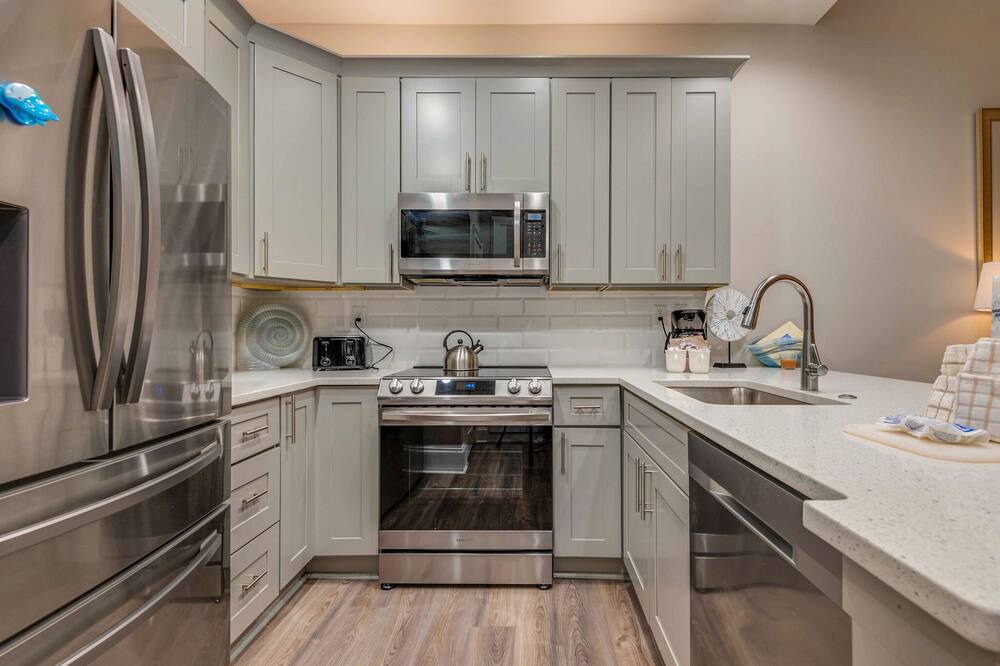 Photo of Kitchen in Baytowne Wharf