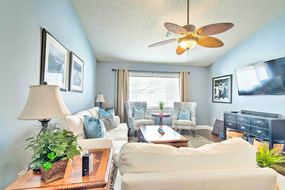 Photo of Bedroom in Brooksville