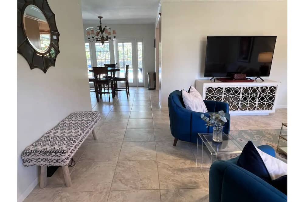 Photo of Bedroom in Stuart