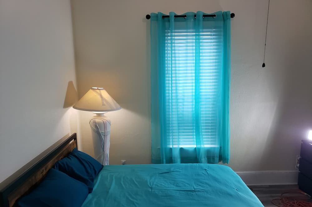 Photo of Bedroom in Palatka
