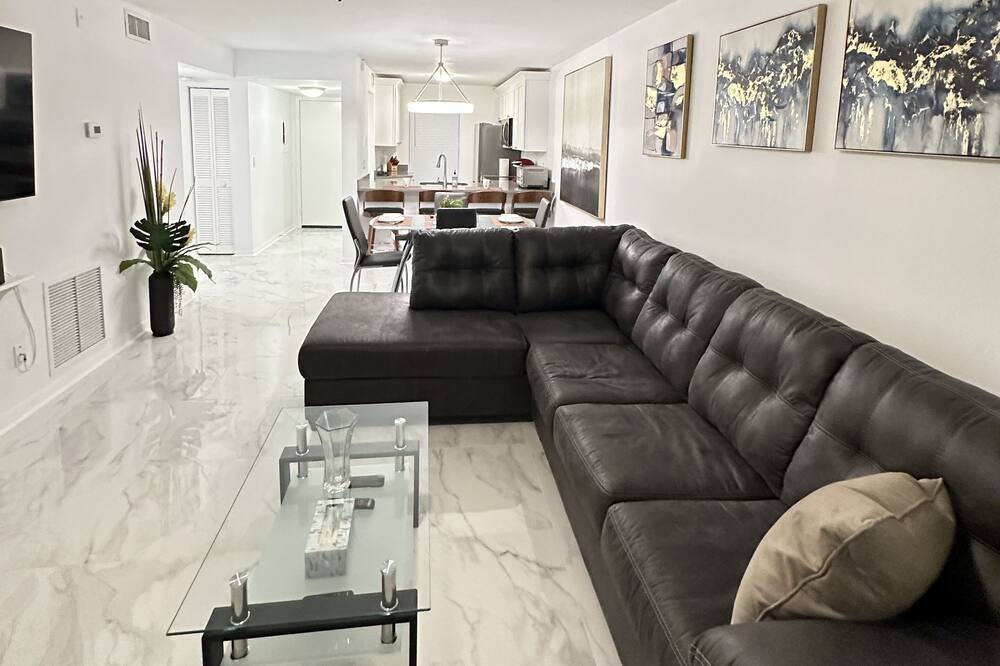 Photo of Livingroom in Kings Lake