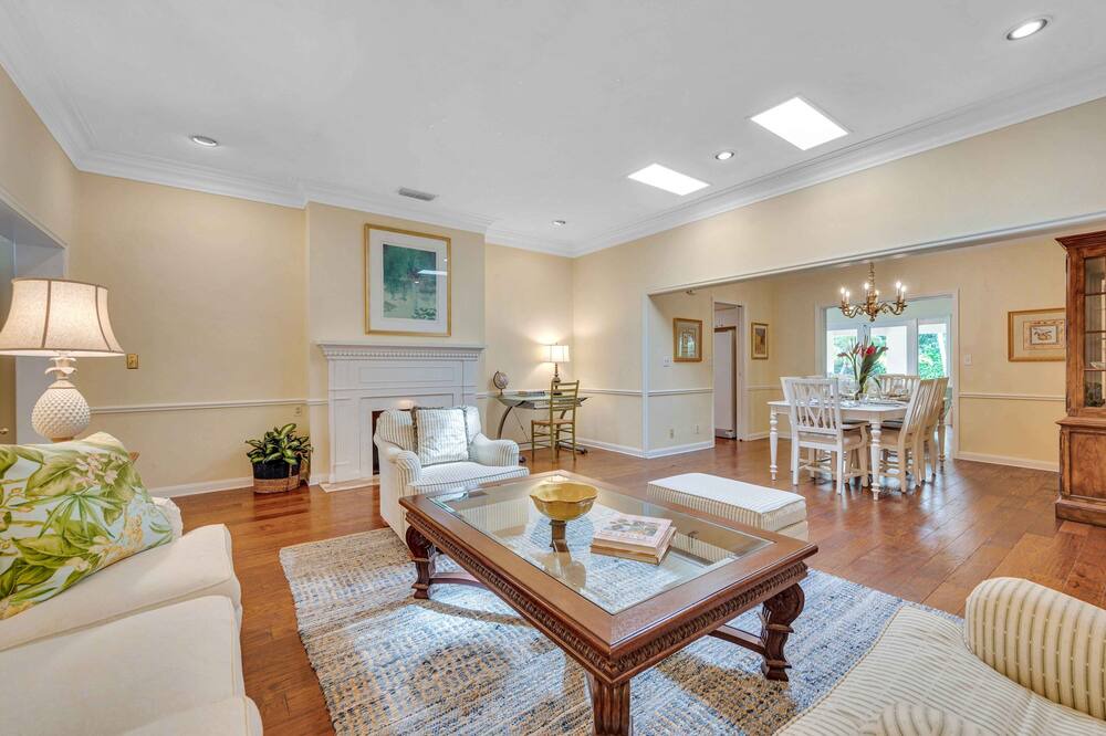 Photo of Bedroom in Harbor Beach