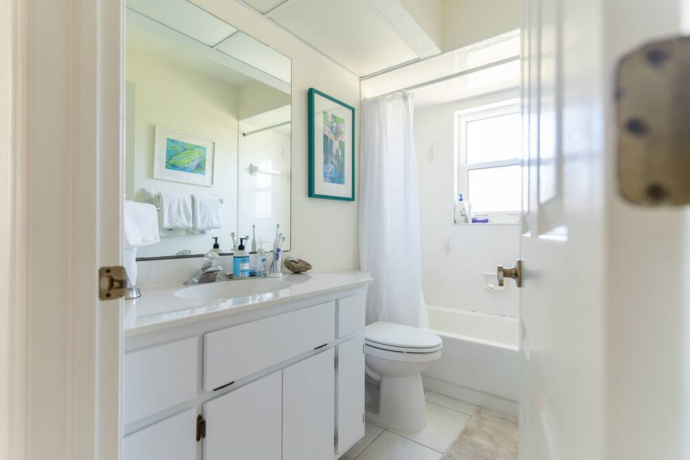Photo of Bathroom in Burnt Store Isles