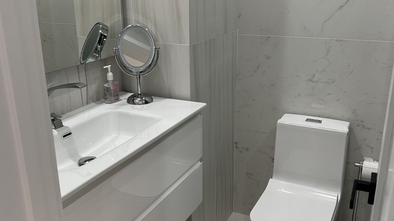 Photo of Bathroom in South Middle River