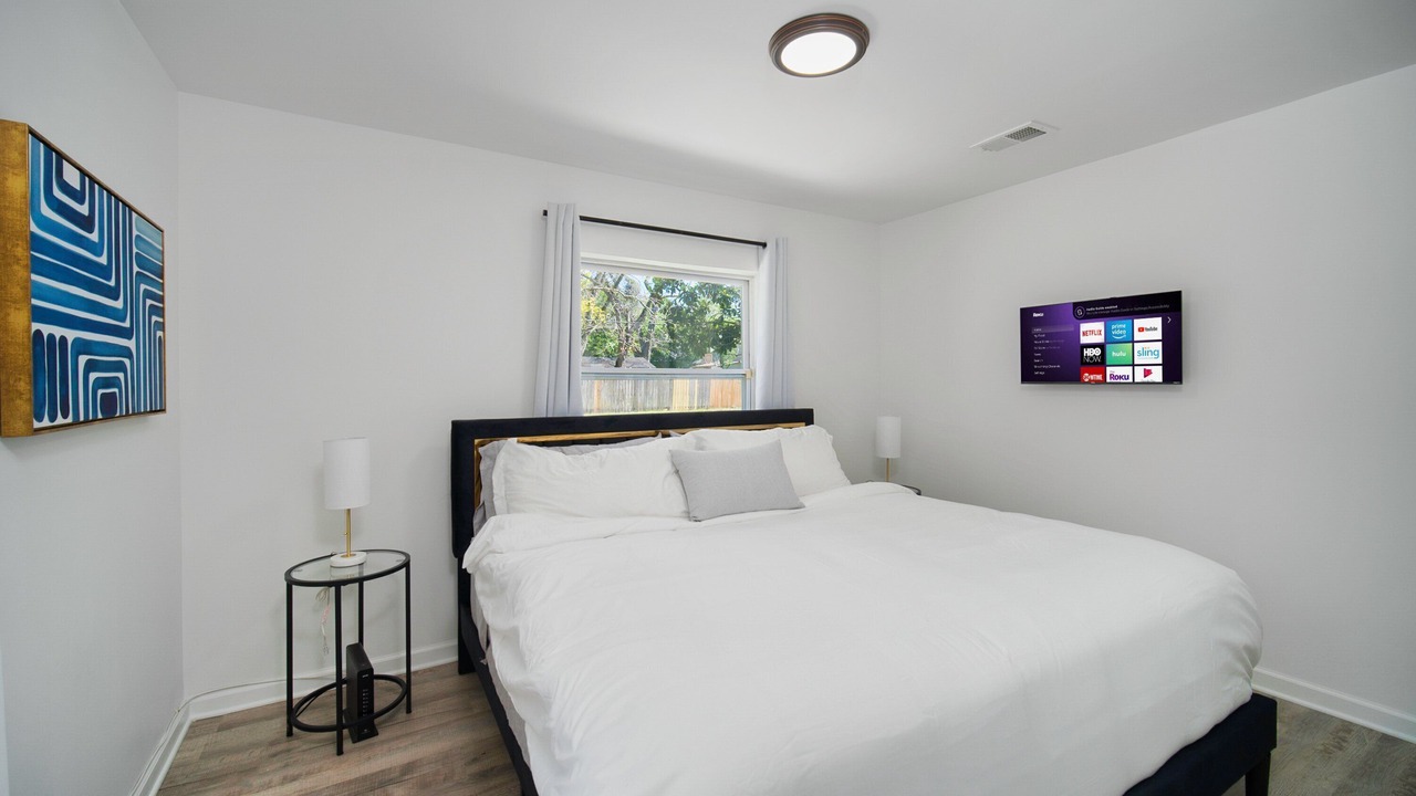 Photo of Bedroom in Murray Hill