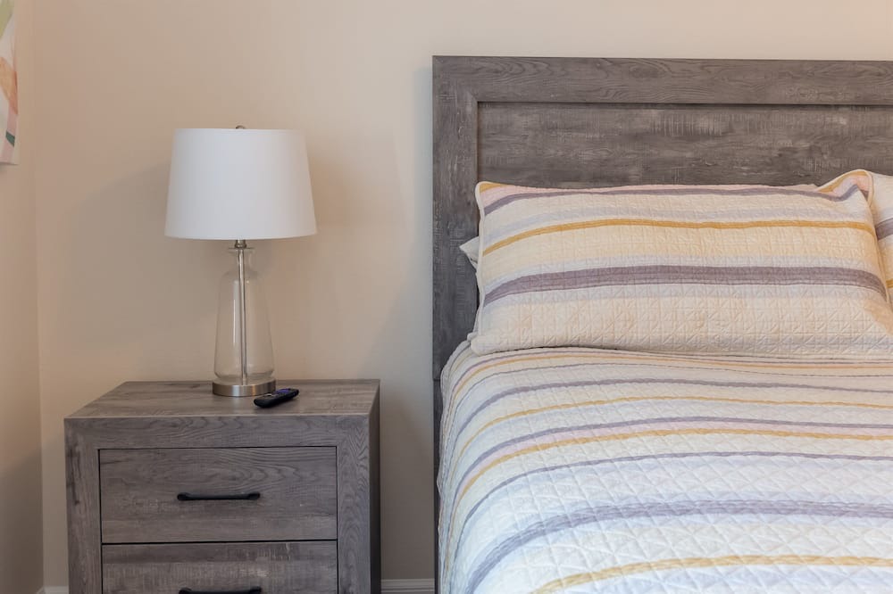 Photo of Bedroom in Sunset Ridge