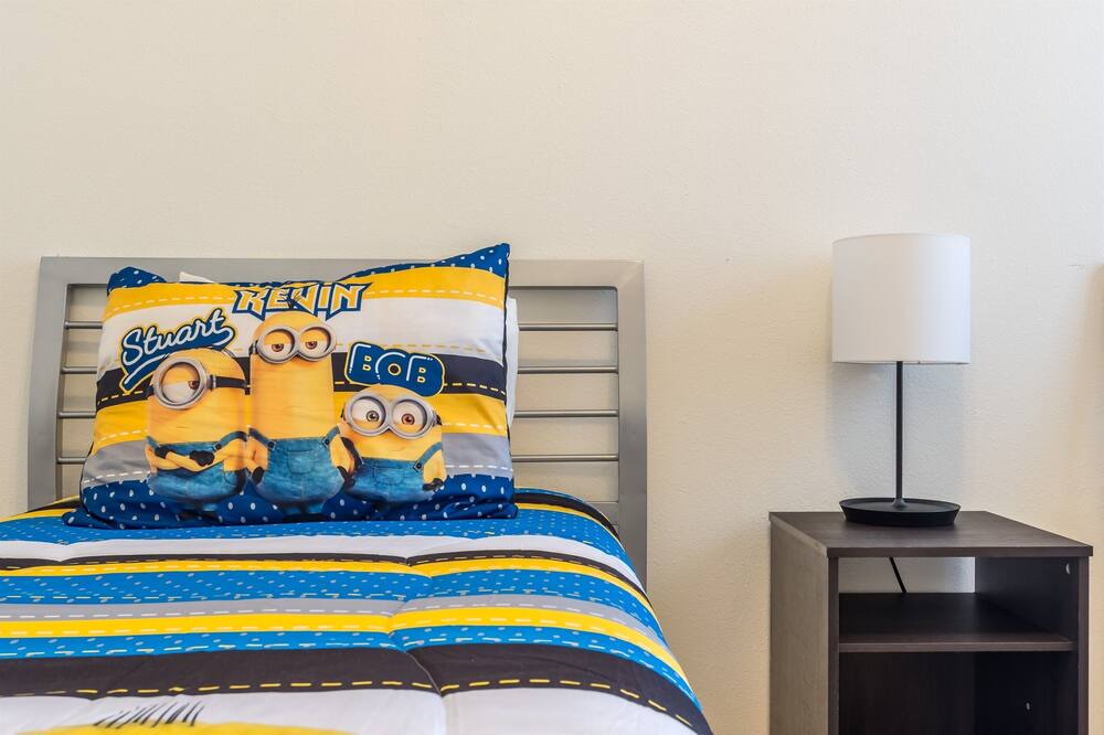Photo of Bedroom in Sunset Ridge