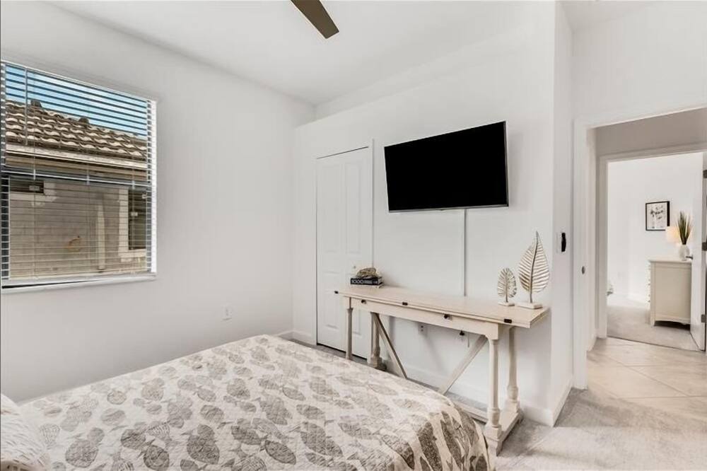 Photo of Bedroom in Lakewood Ranch