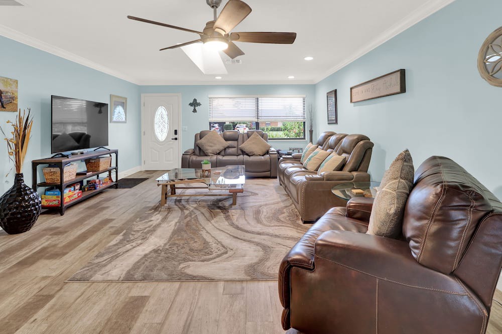 Photo of Livingroom in Jupiter