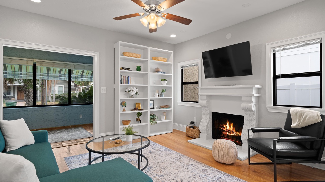 Photo of Livingroom in SoHo