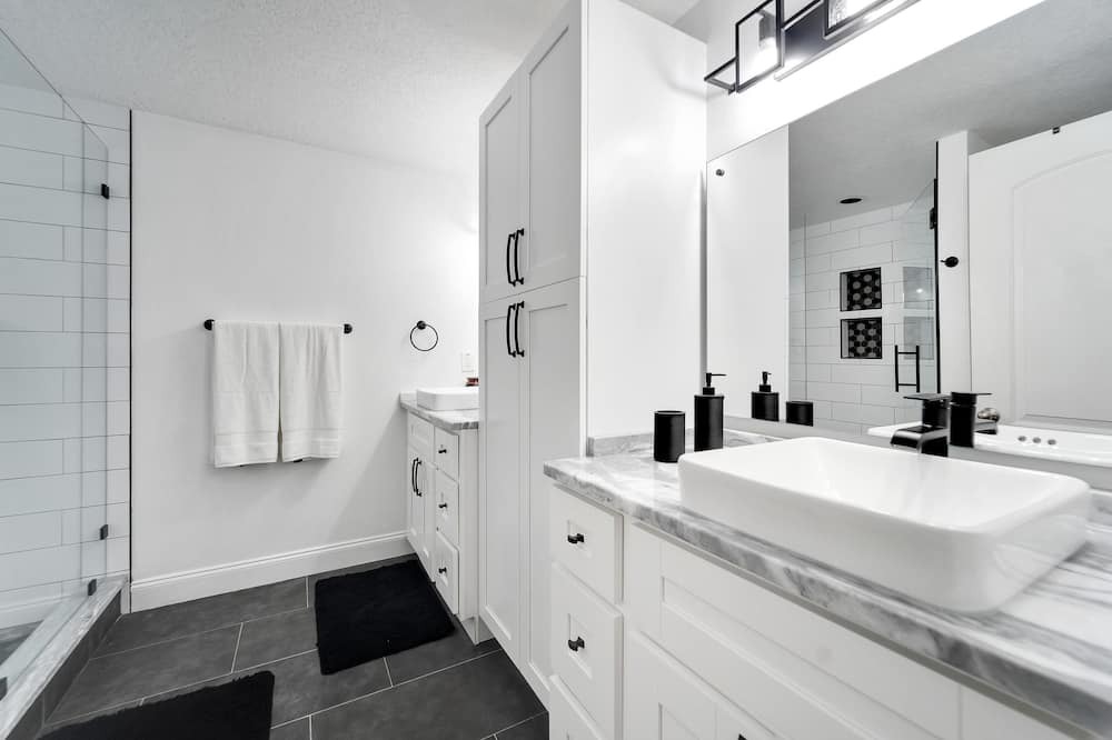 Photo of Bathroom in Old Seminole Heights