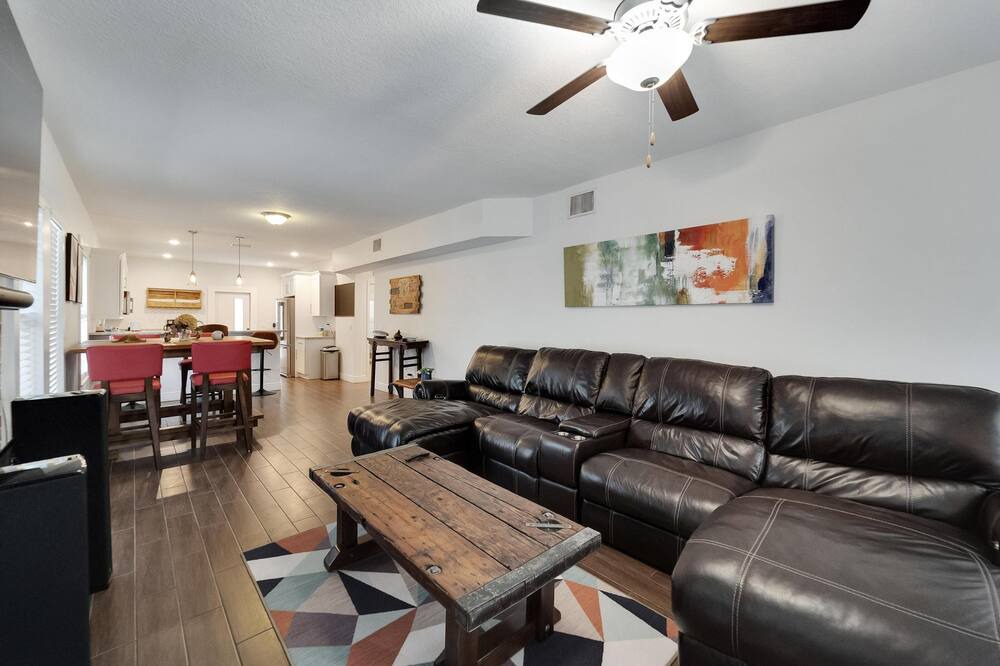 Photo of Livingroom in Old Seminole Heights
