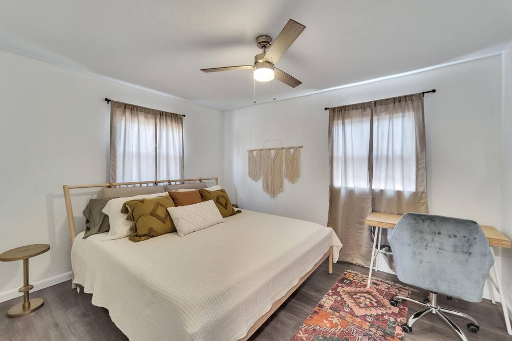Photo of Bedroom in Gulfport