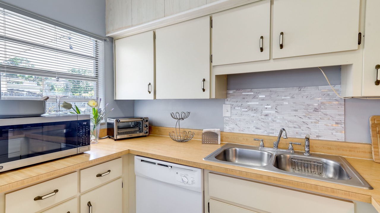 Photo of Kitchen in Whispering Oaks