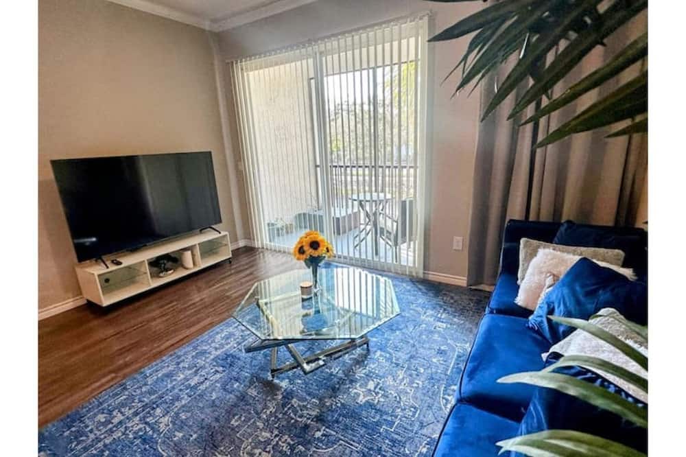 Photo of Livingroom in Heron Bay