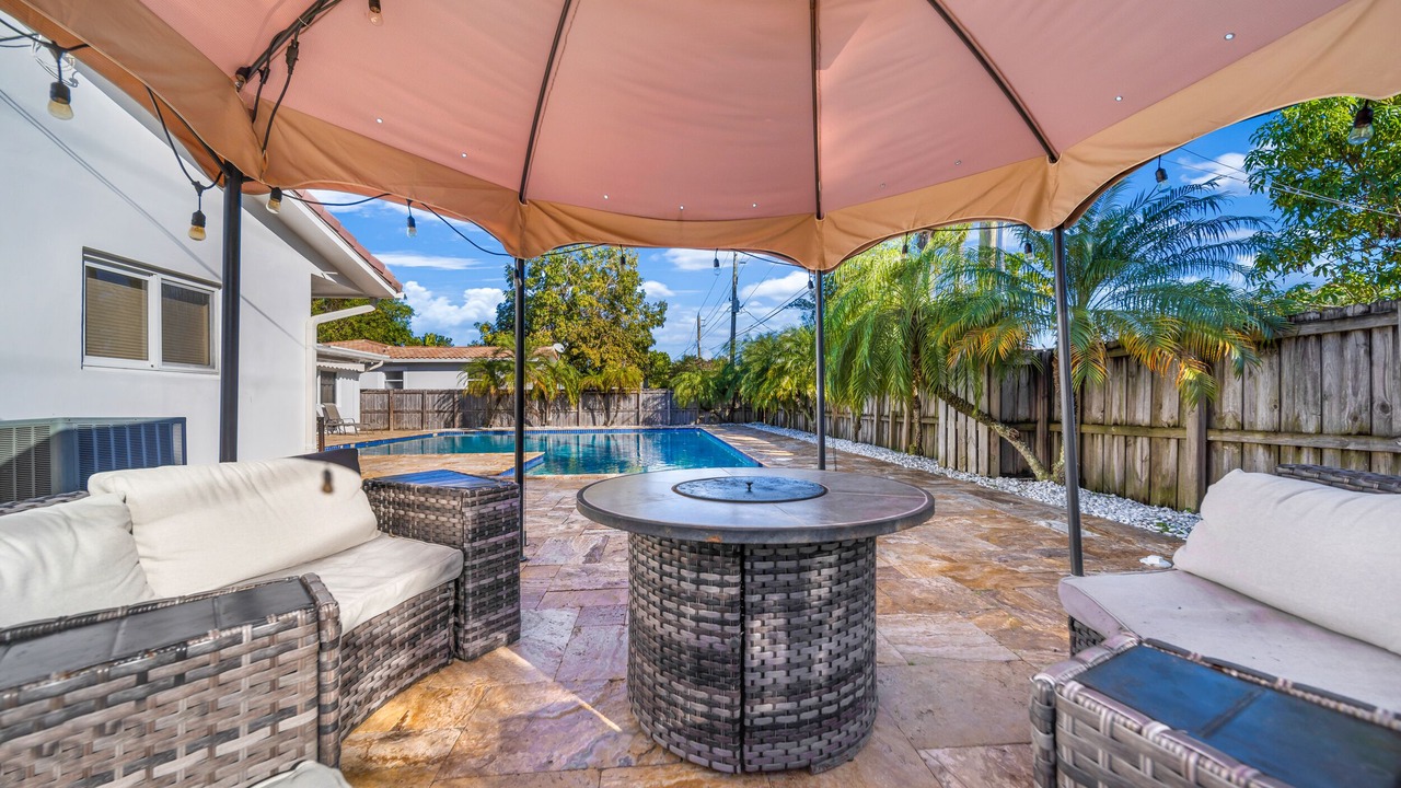 Photo of Patio Balcony in South Lake
