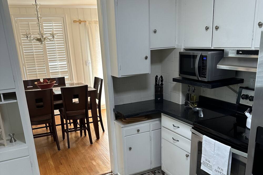 Photo of Kitchen in Avondale