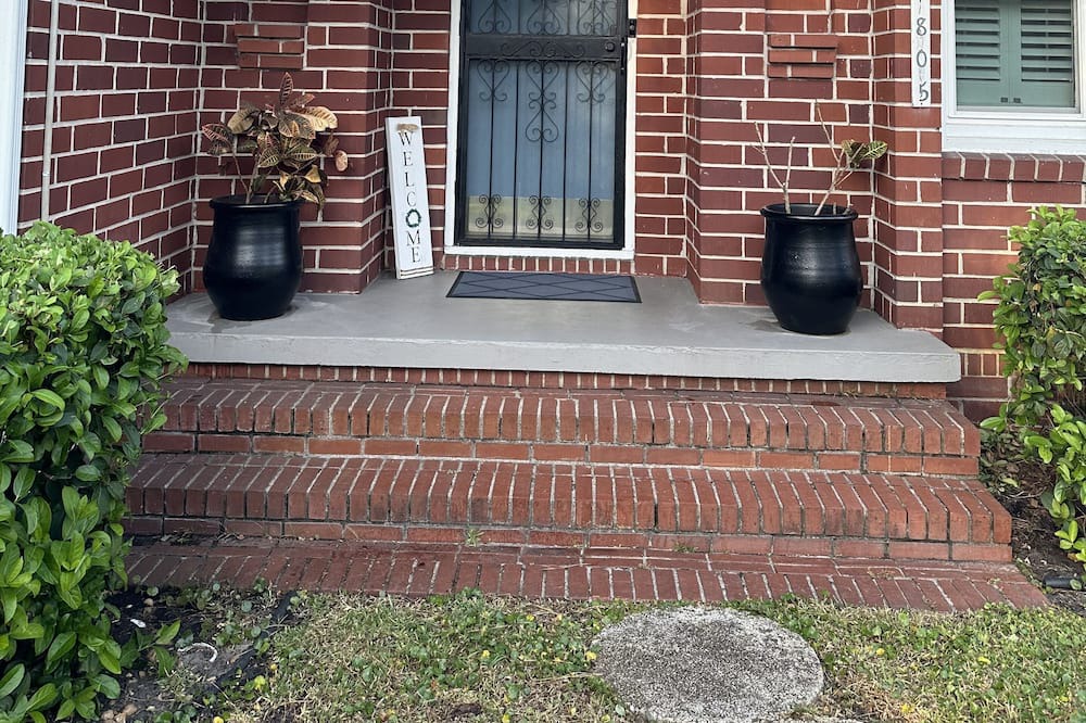 Photo of Outdoor in Avondale