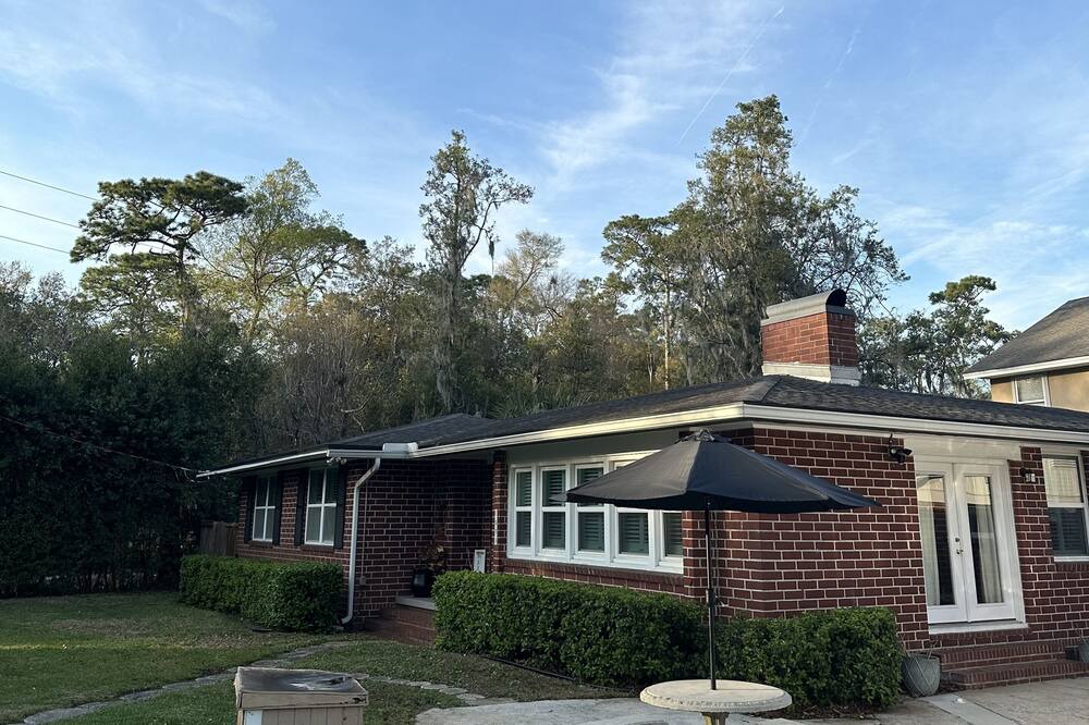Photo of Outdoor in Avondale