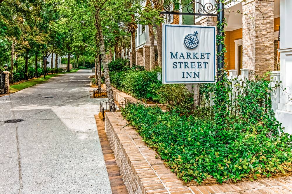 Photo of Outdoor in Baytowne Wharf
