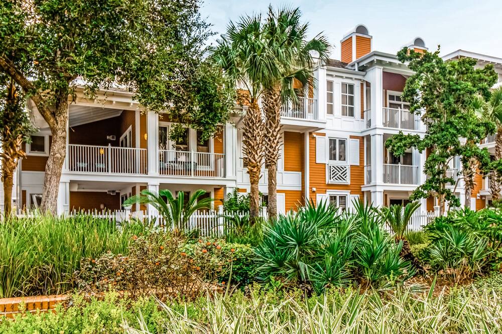 Photo of Outdoor in Baytowne Wharf