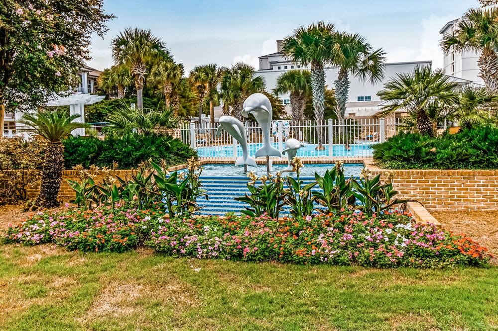 Photo of Outdoor in Baytowne Wharf